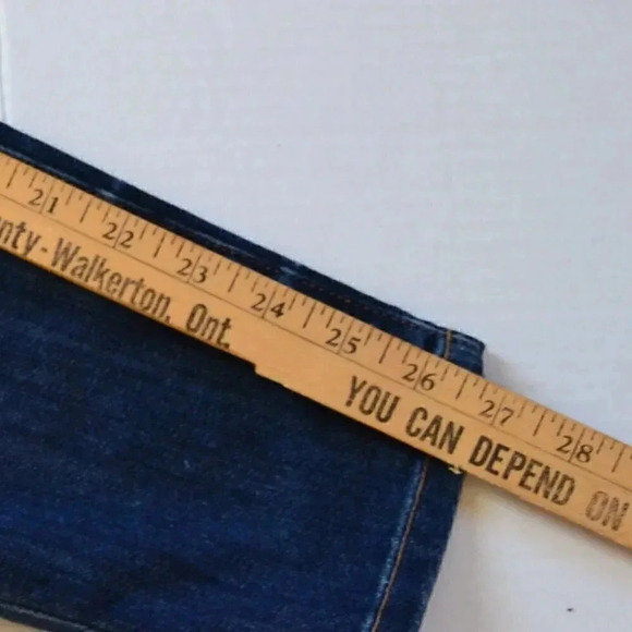 HOST PICK! The Stiletto Voyage Medium Wash - Picture 12 of 12